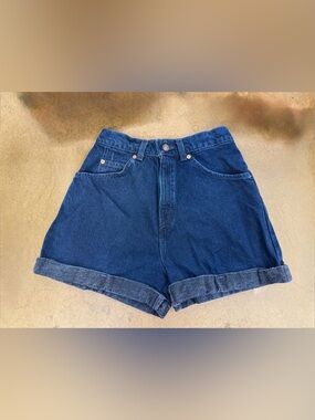 Levi’s Classic High-Waist Dark Blue Denim Shorts